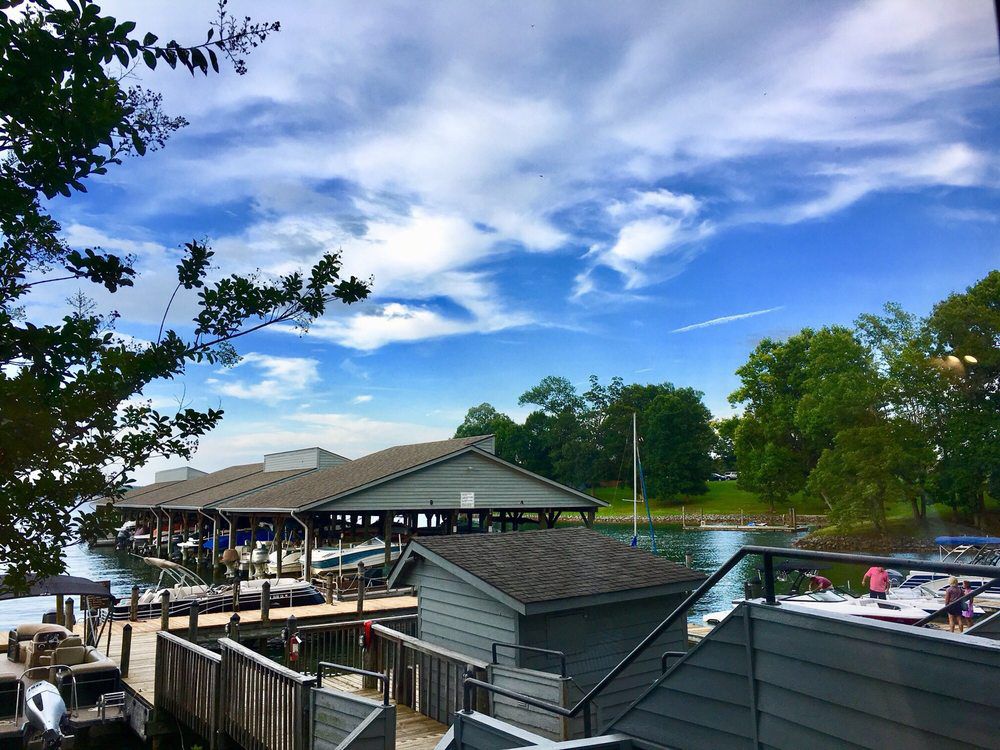 The Landing Restaurant, Moneta, Virginia