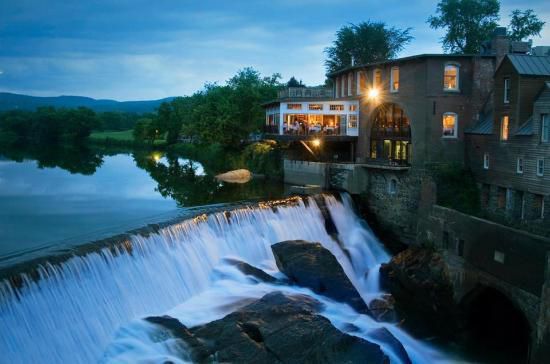 Vermont: Simon Pearce Restaurant