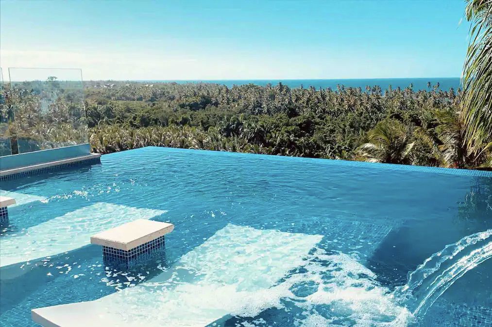 Modern 7 Bedroom Villa With Private Beach Access
