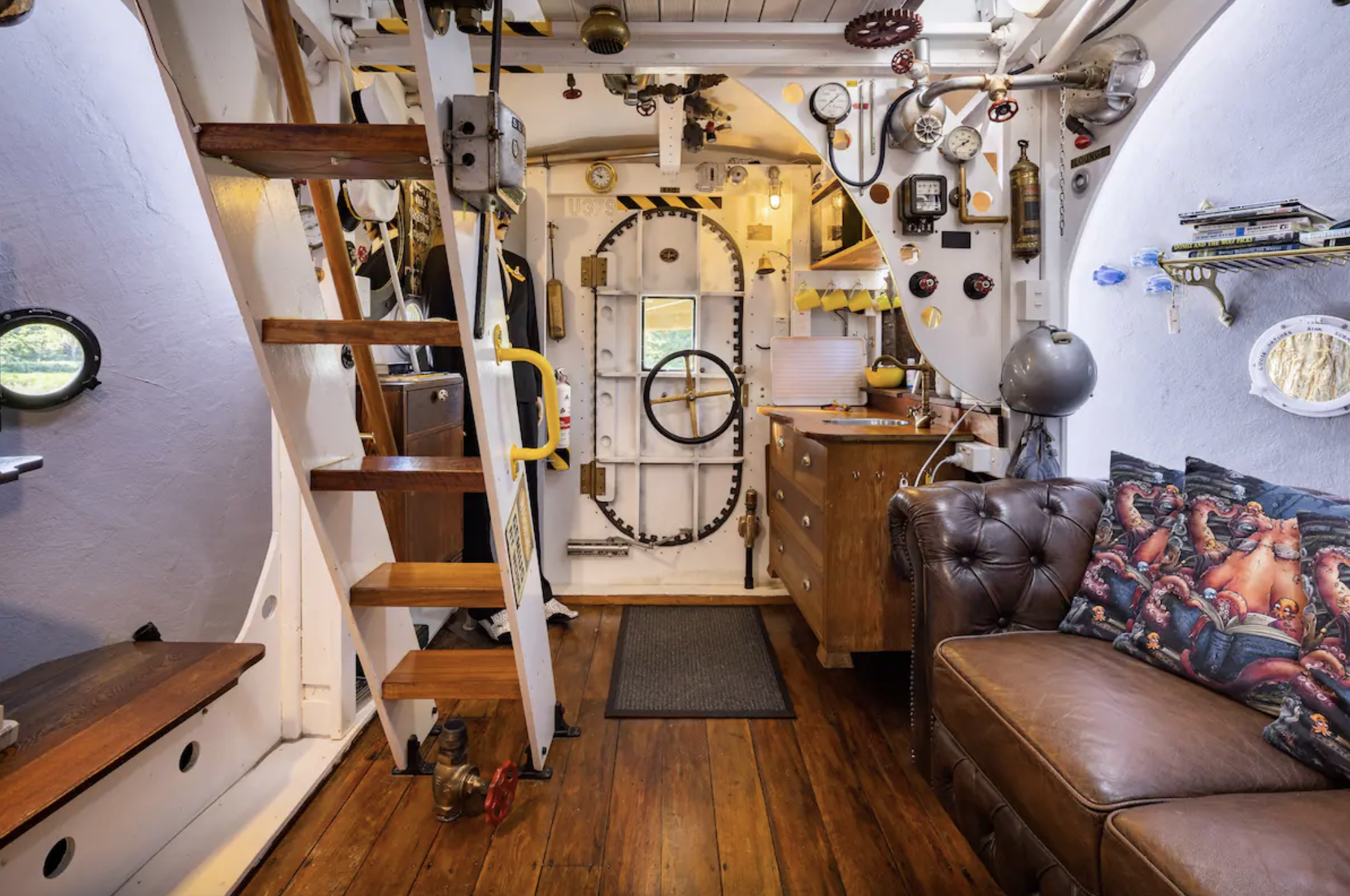 Yellow Submarine Interior: couch and stairs