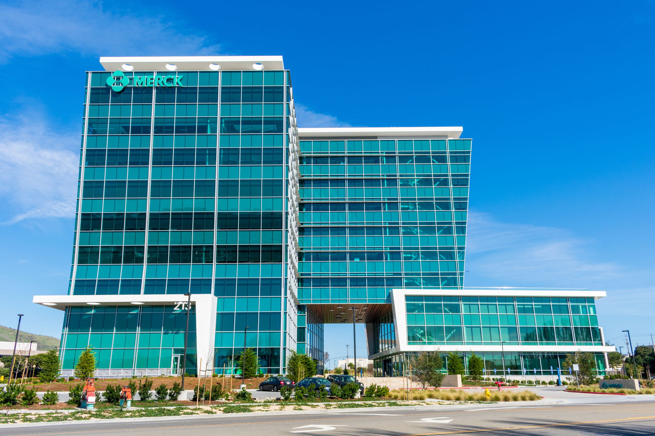 Merck Research Laboratories headquarters building in Silicon Valley. An experimental covis-19 treatment pill called molnupiravir being developed by Merck and Ridgeback Biotherapeutics - South San Francisco, CA, USA - 2021