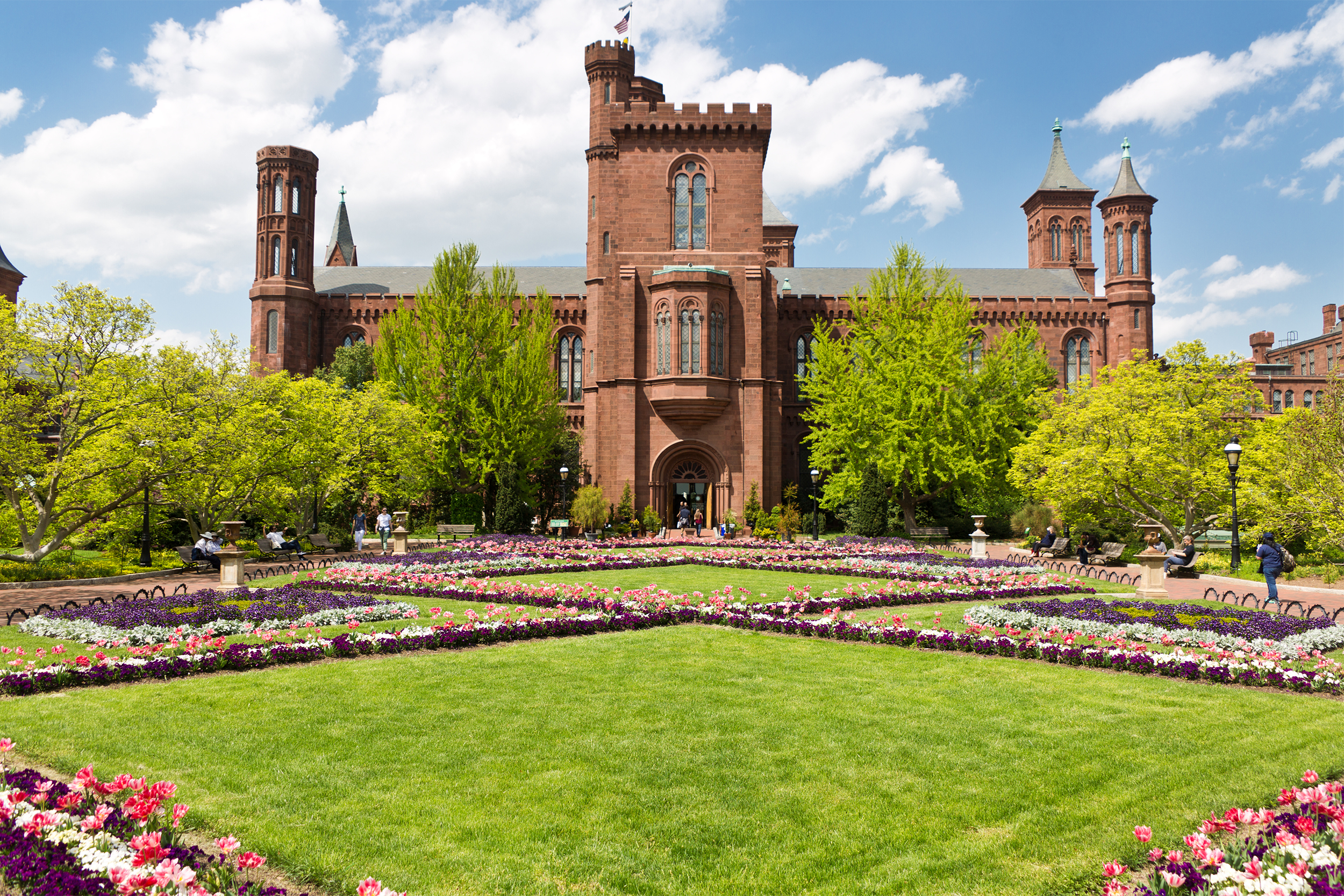 The Smithsonian Castle Building, USA
