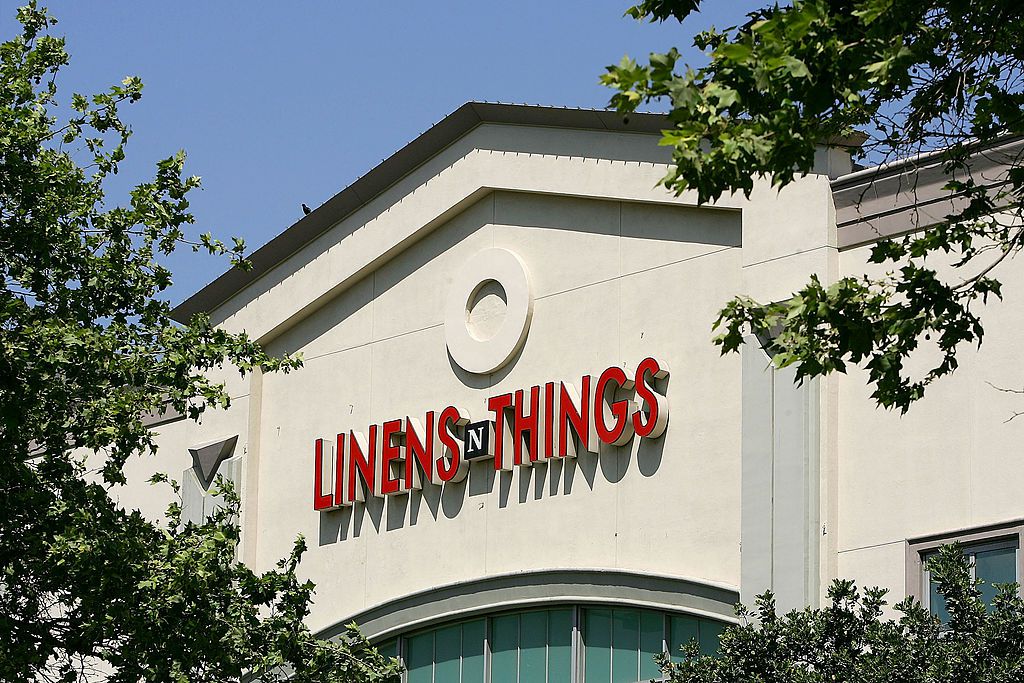 Linens N' Things