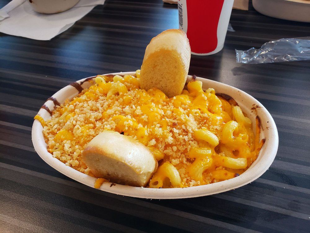 Cheesy Cow Mac & Cheesery Bettendorf, Iowa