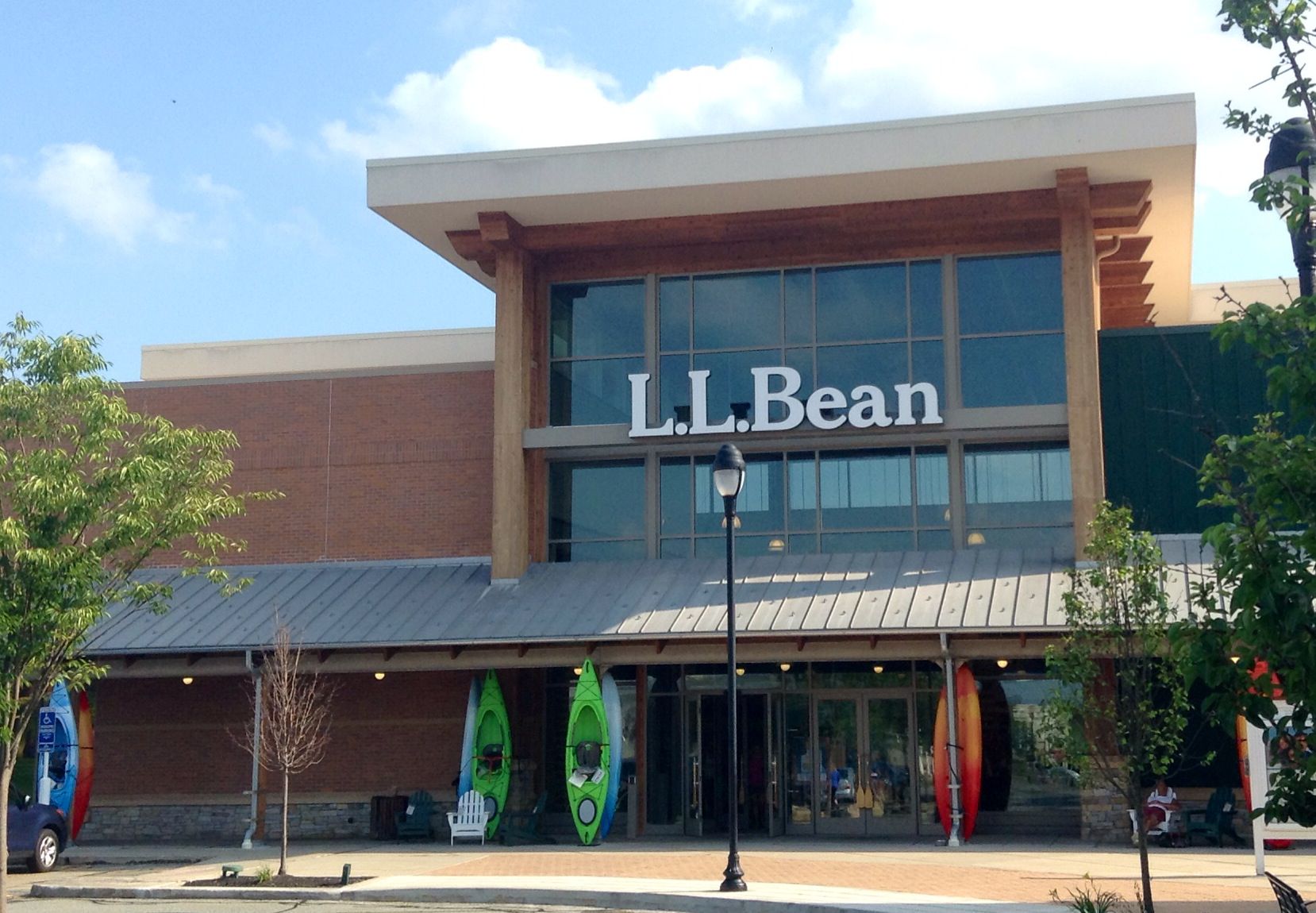 1912: L.L. Bean