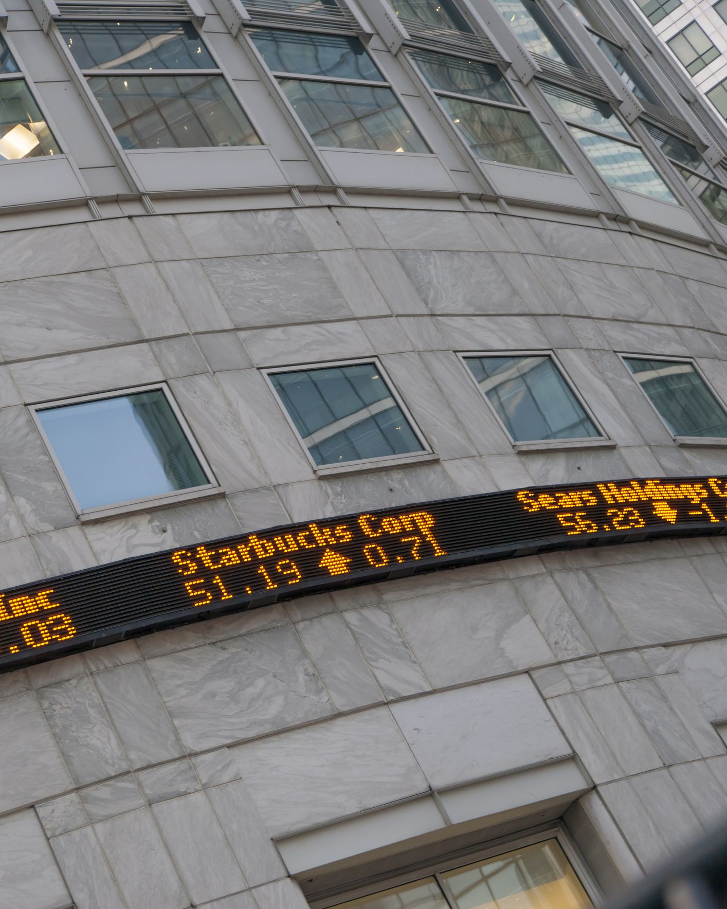 starbucks stock listing