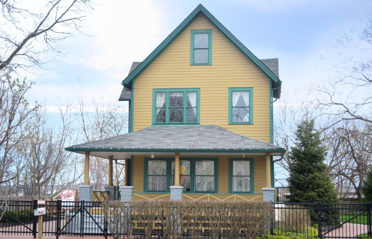 A Christmas Story House, 3159 W 11th St, Cleveland, OH 44109