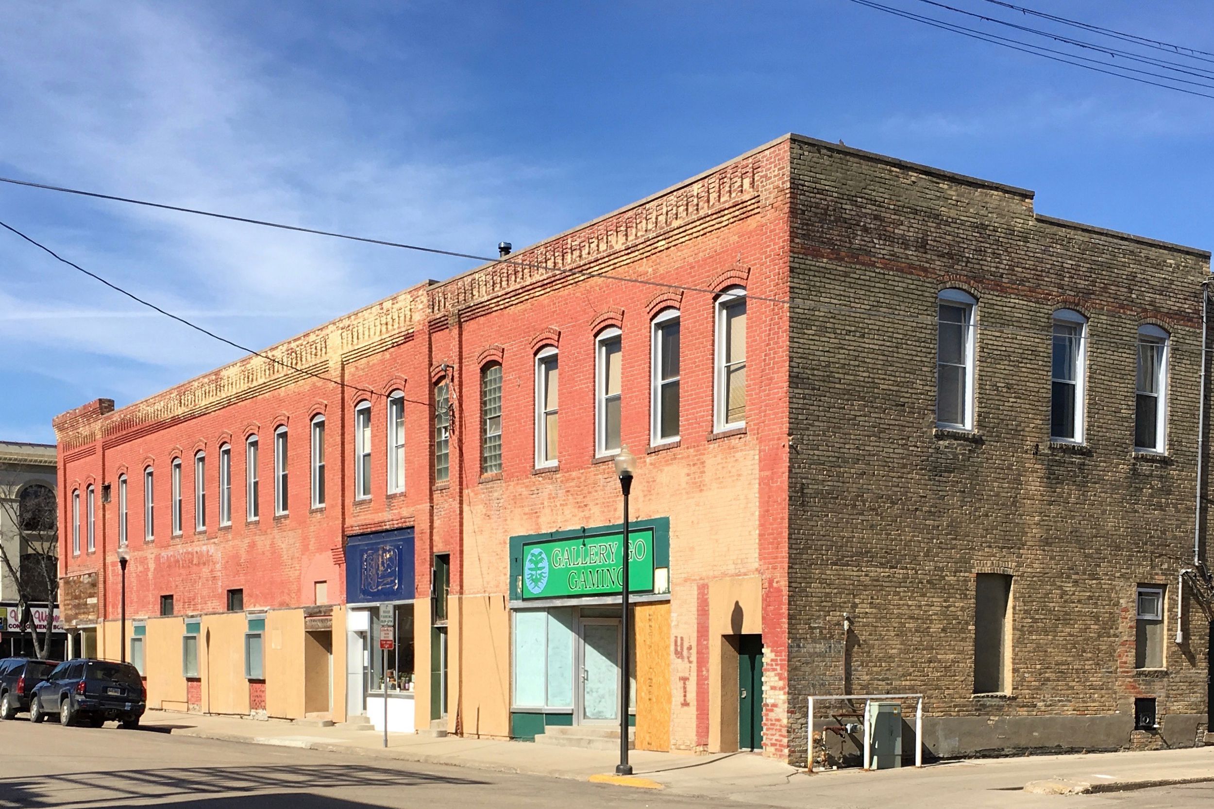 Abandoned brick building in Aberdeen, SD