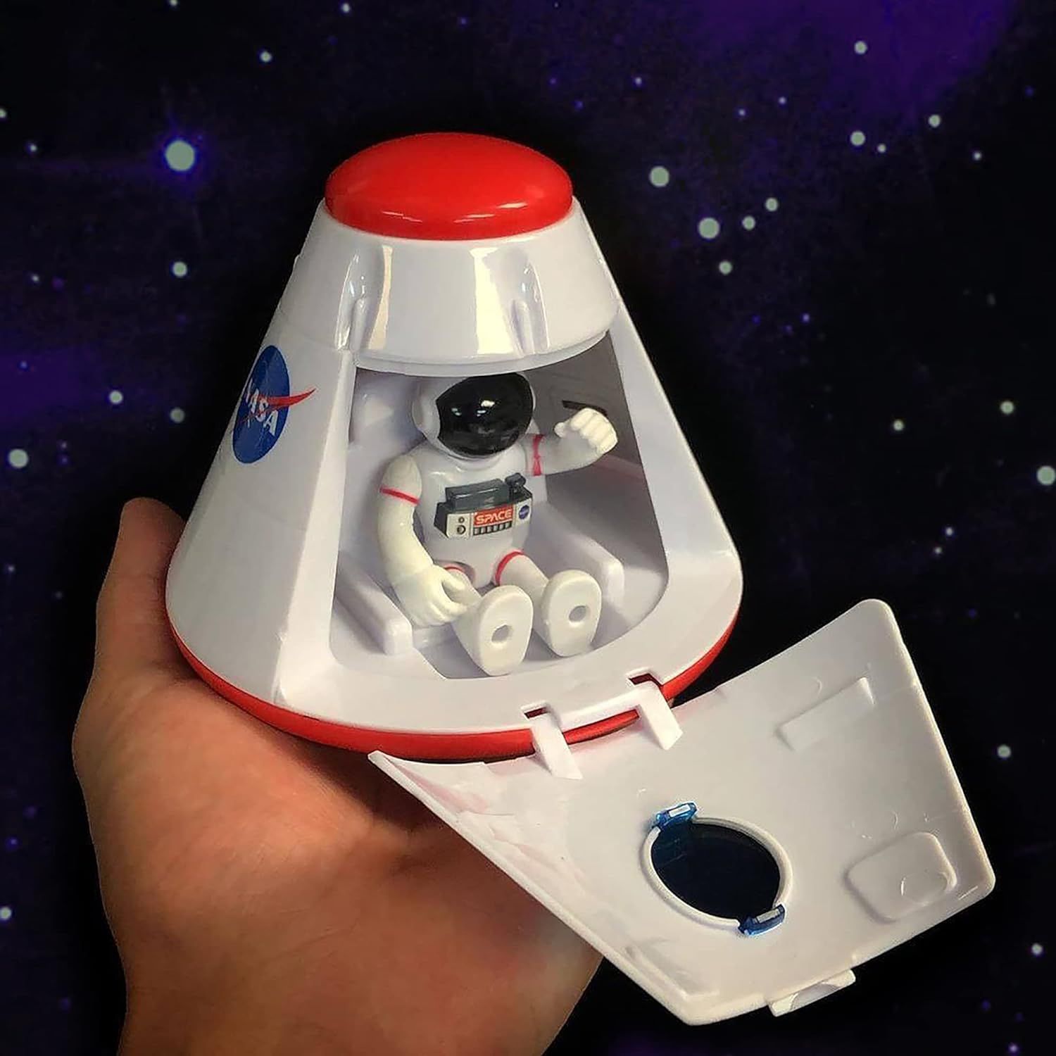 Daron NASA Space Adventure Series Space Capsule PT63110