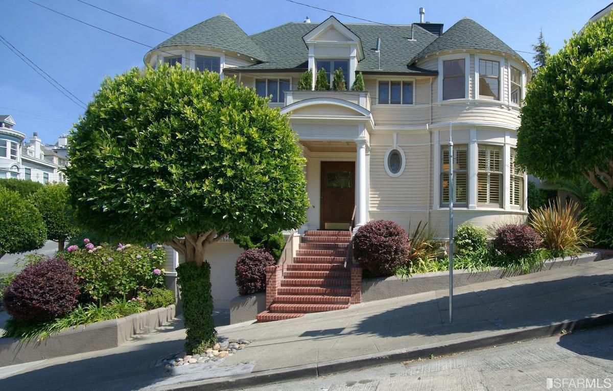 Mrs. Doubtfire House, 2640 Steiner St, San Francisco, CA 94115