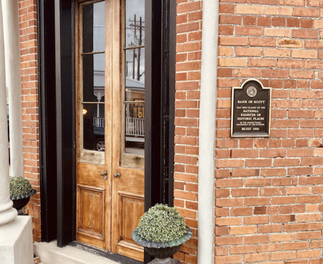 Old Bank Inn