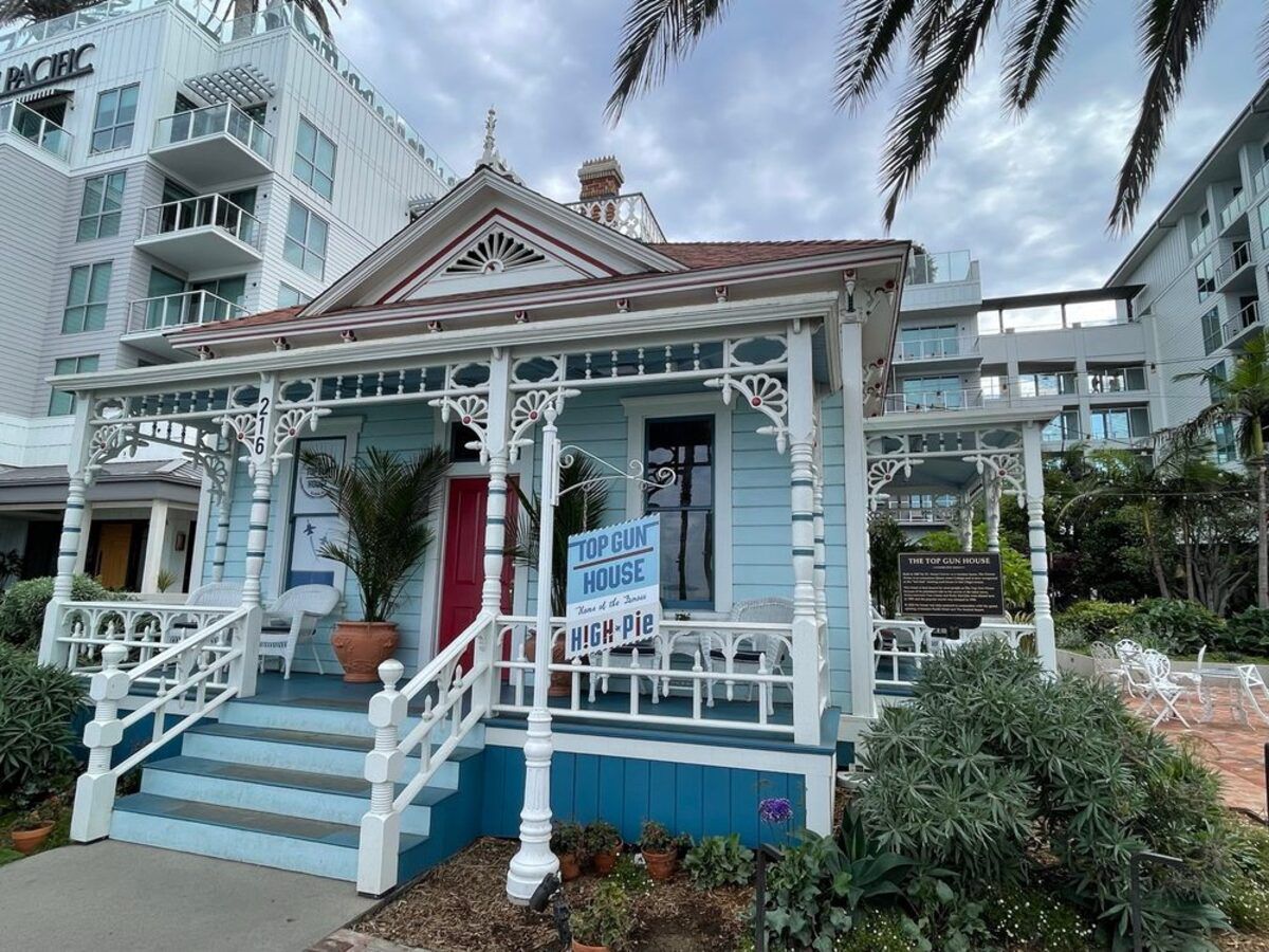 Top Gun House, High-Pie Restaurant, 250 N Pacific St, Oceanside, CA 92054