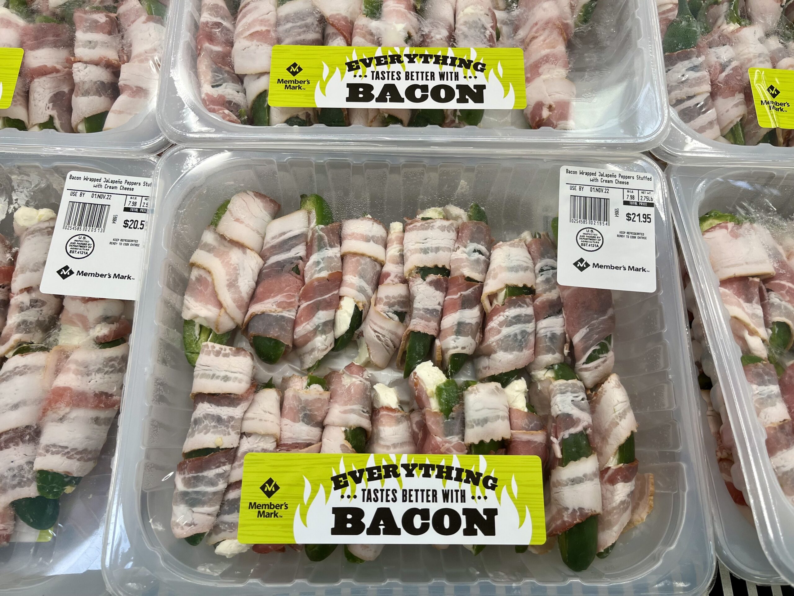 Bacon-Wrapped Jalapeño Poppers
