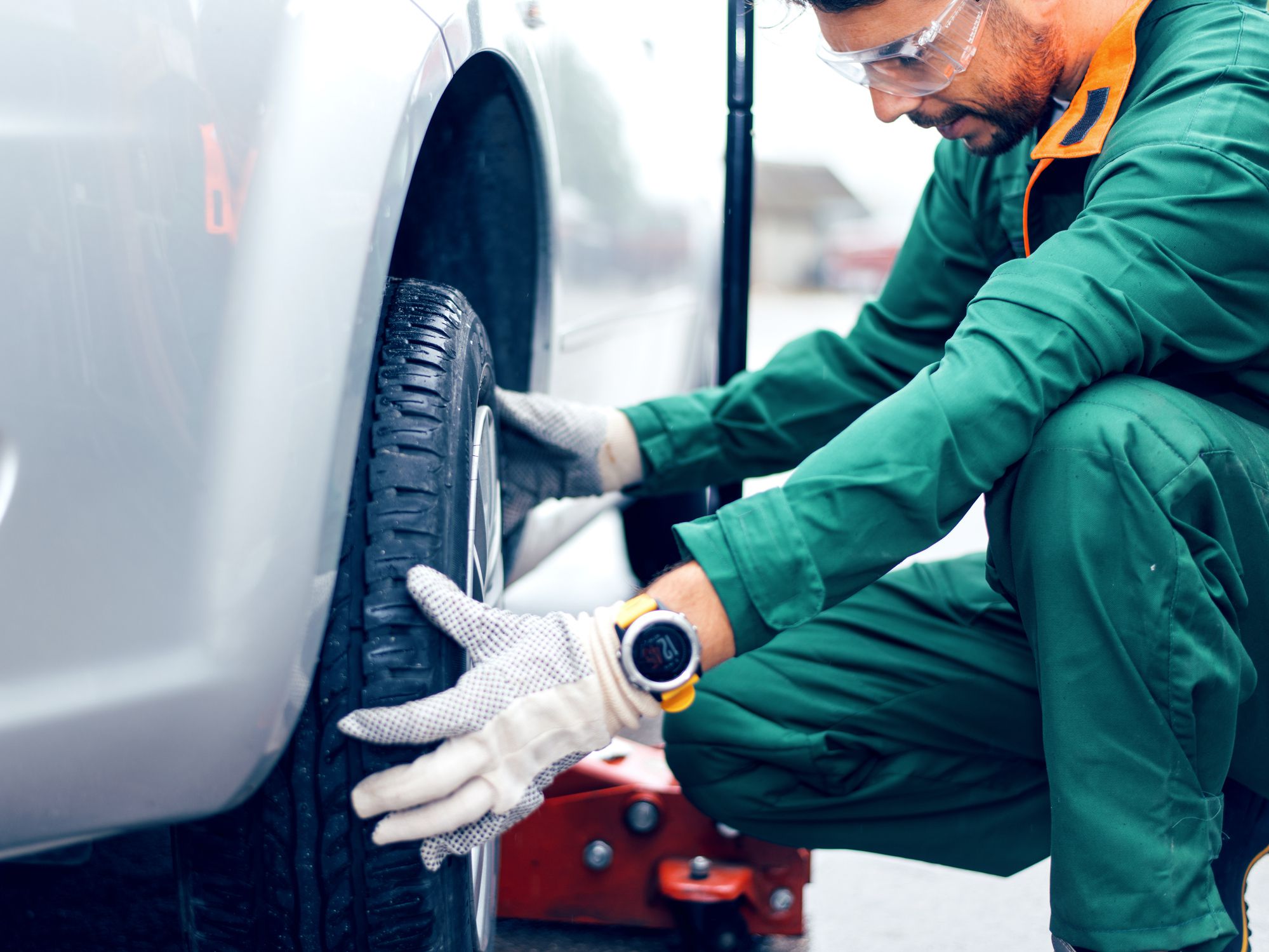 Tire changing at car service