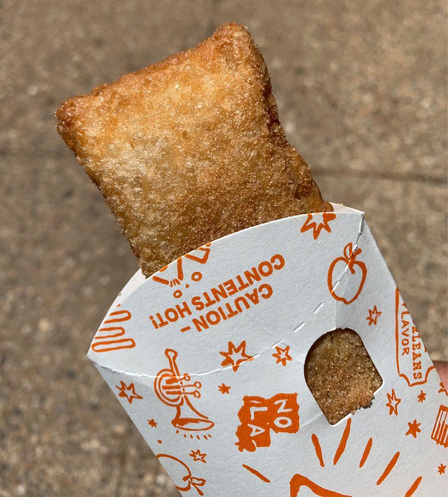 popeyes cinnamon apple hand pie inside sleeve