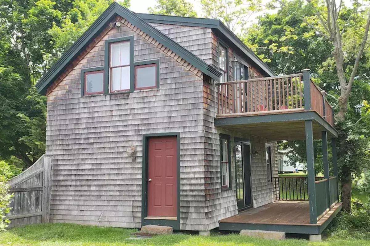 Family Compound, Tiverton, Rhode Island