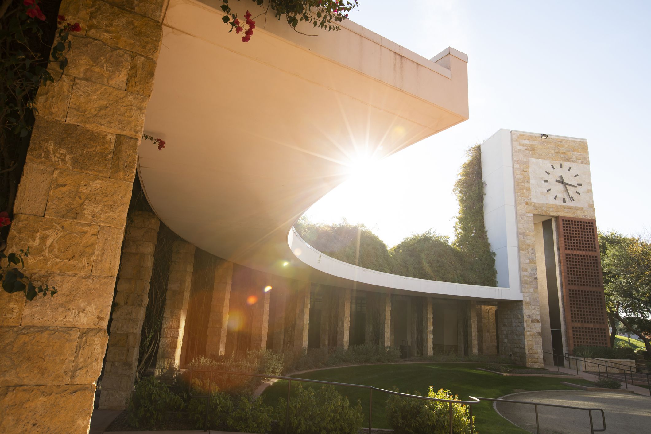Afternoon sunlight shines through the Public City Civic Center and City Hall of Surprise, Arizona