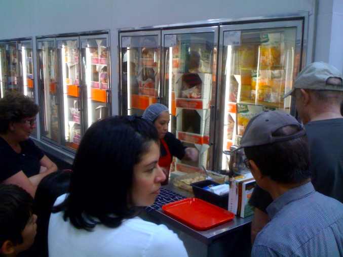 The crowd forms in anticipation for Costco samples