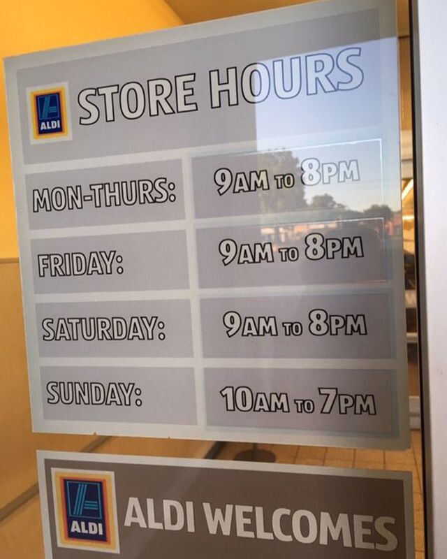 store hours of an Aldi store