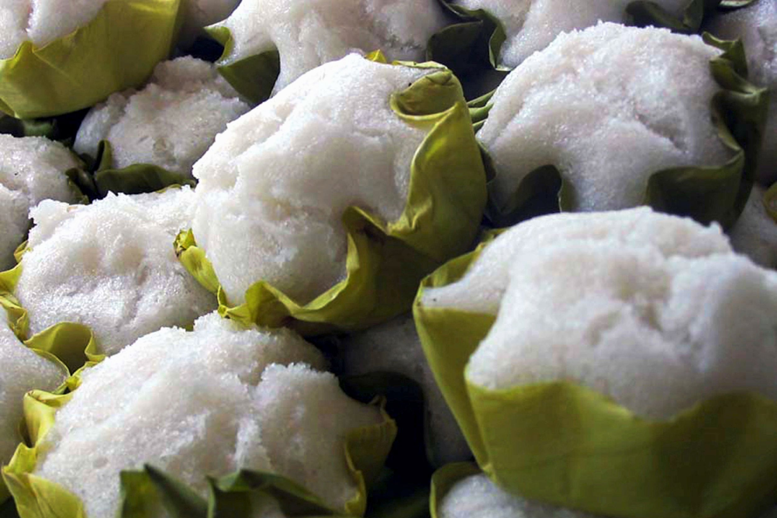 Puto Bumbong, The Philippines