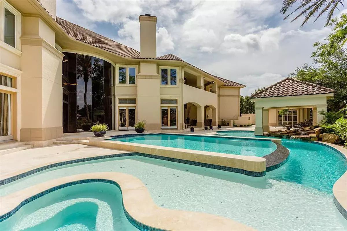 21 Grand Mnr, Sugar Land, TX 77479