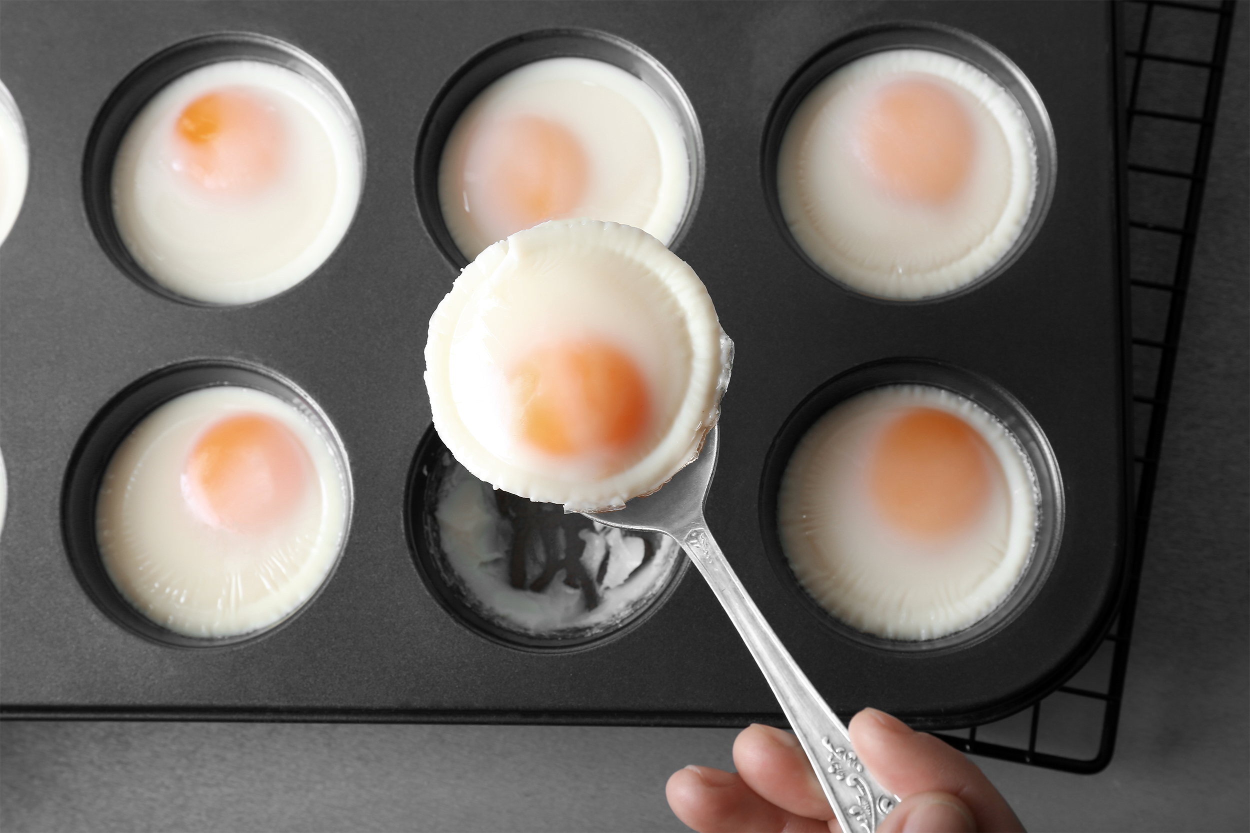 Baked eggs in muffin tin