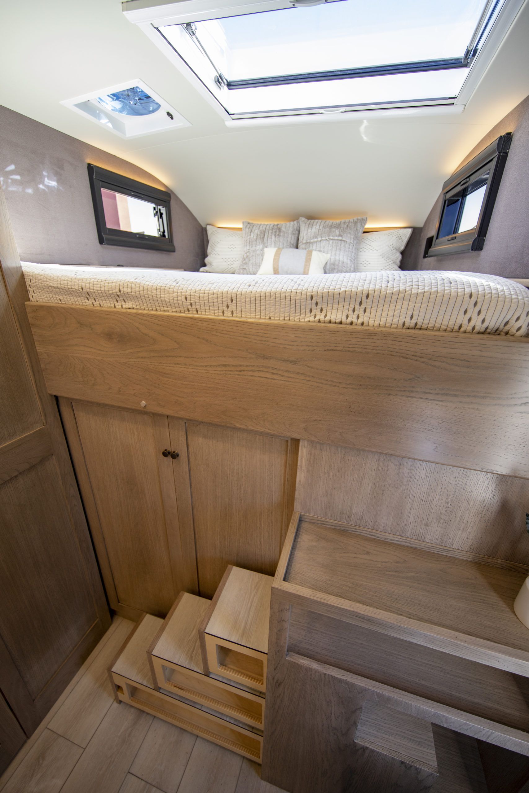 Bed insider luxury RV