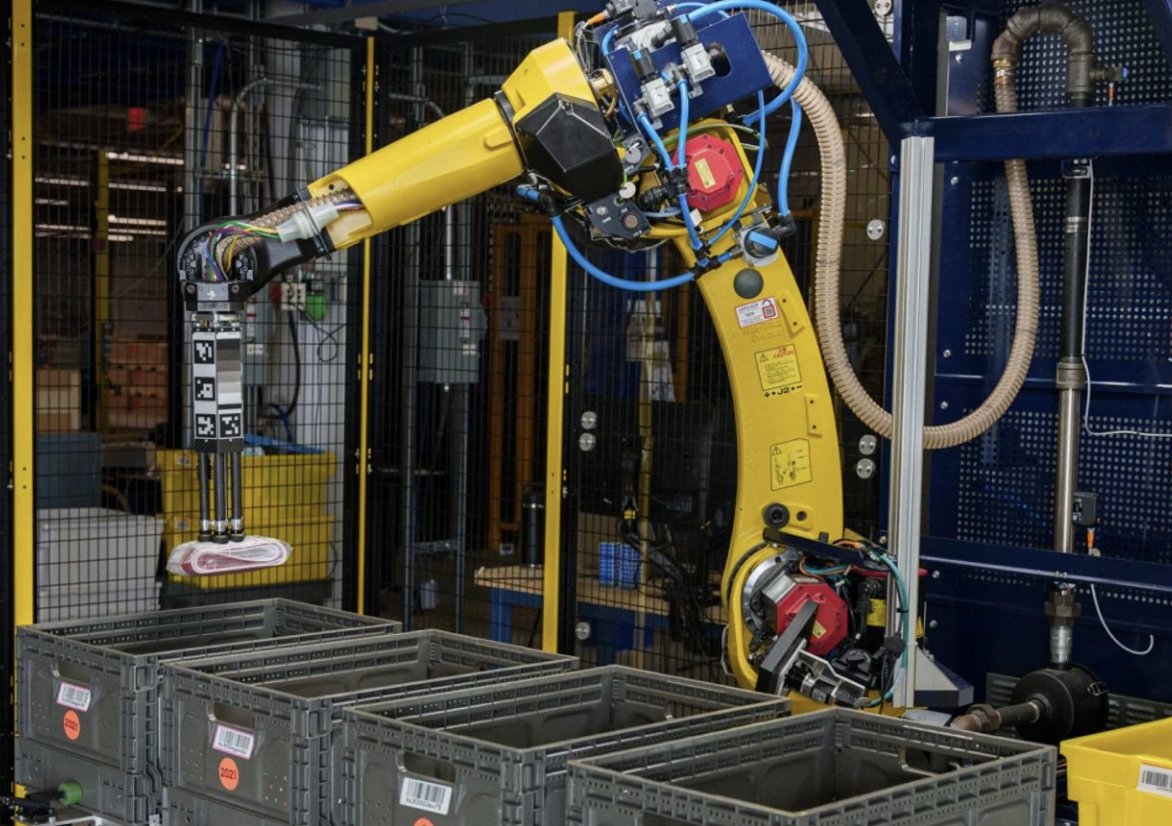 amazon robot