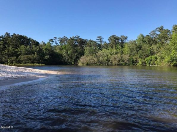 Tchoutacabouffa River