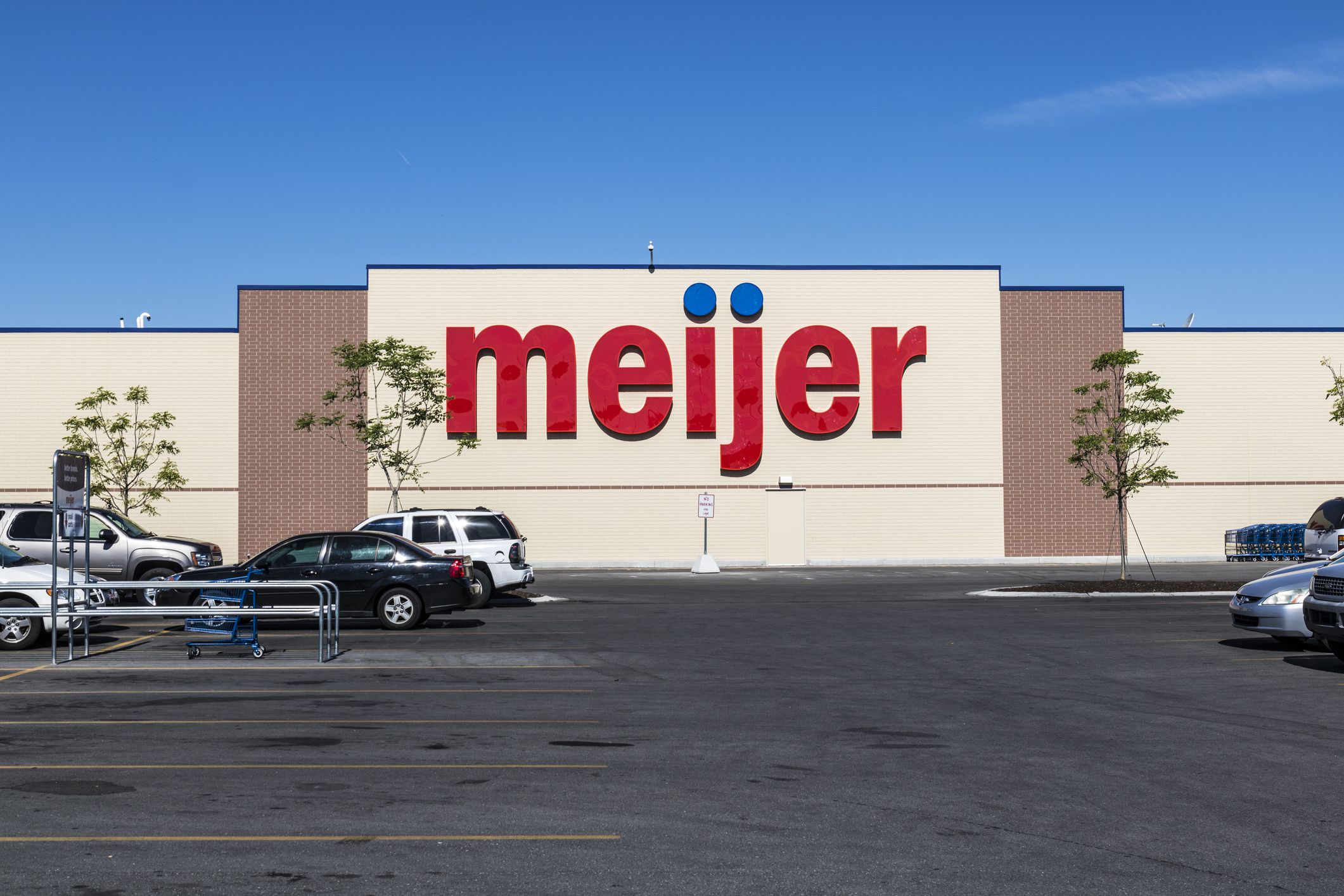 Indianapolis - Circa June 2017: Meijer Retail Location. Meijer is a large supercenter type retailer with over 200 locations II
