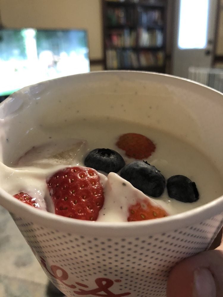 Chick-Fil-A: Greek Yogurt Parfait