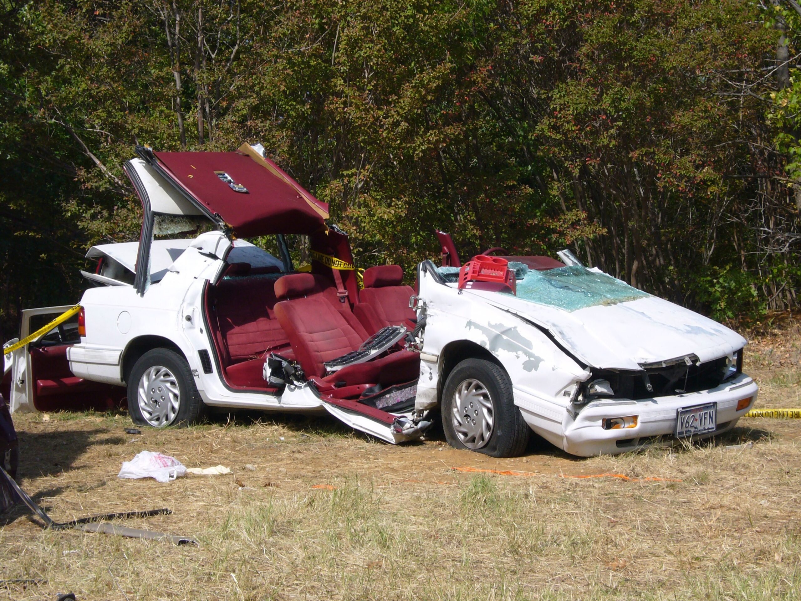 Bad accident of a white sports car