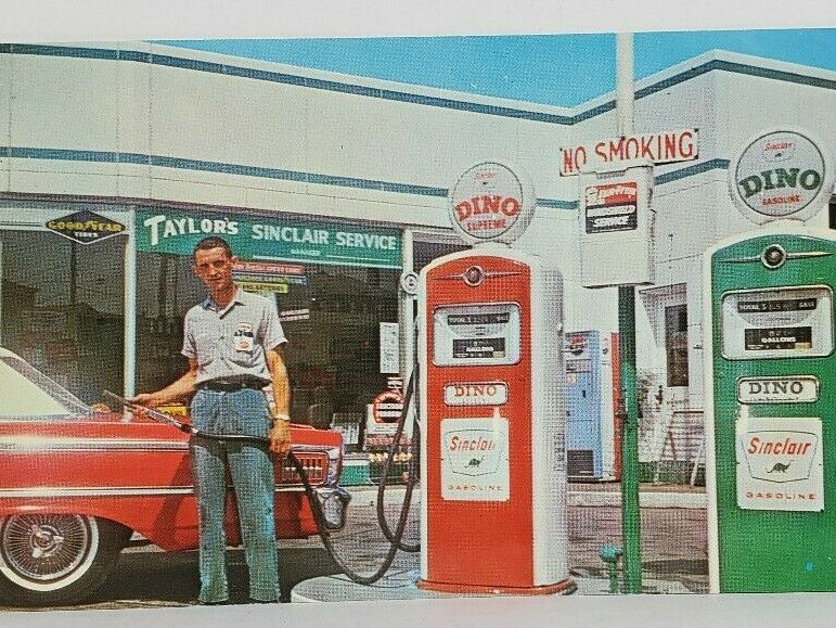 1980 Gas Station