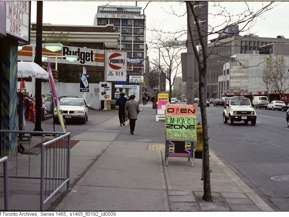 Pioneer gas station, Yonge Street and Millwood Road