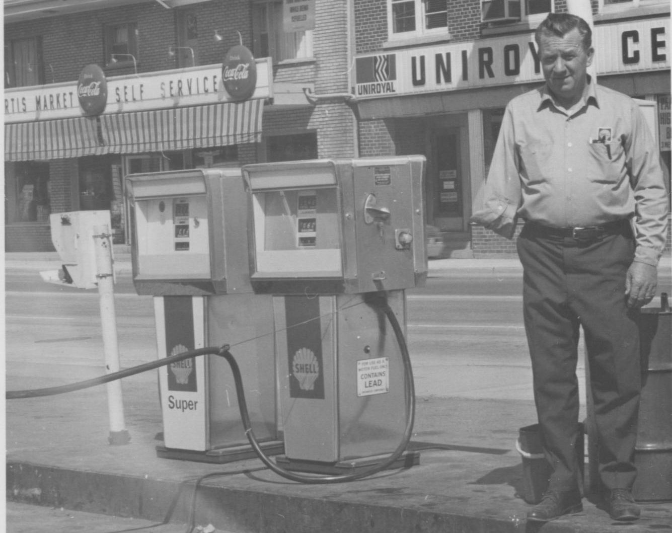 1973 Gas Station