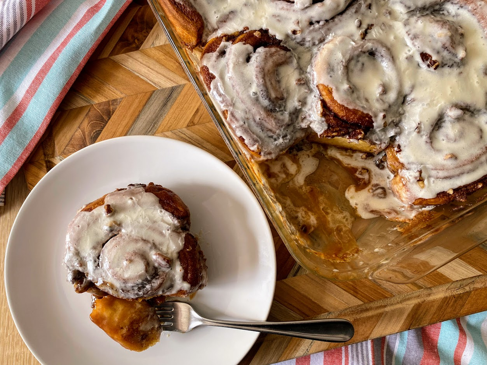 Cinnamon Roll TikTok Hack Plate Detail