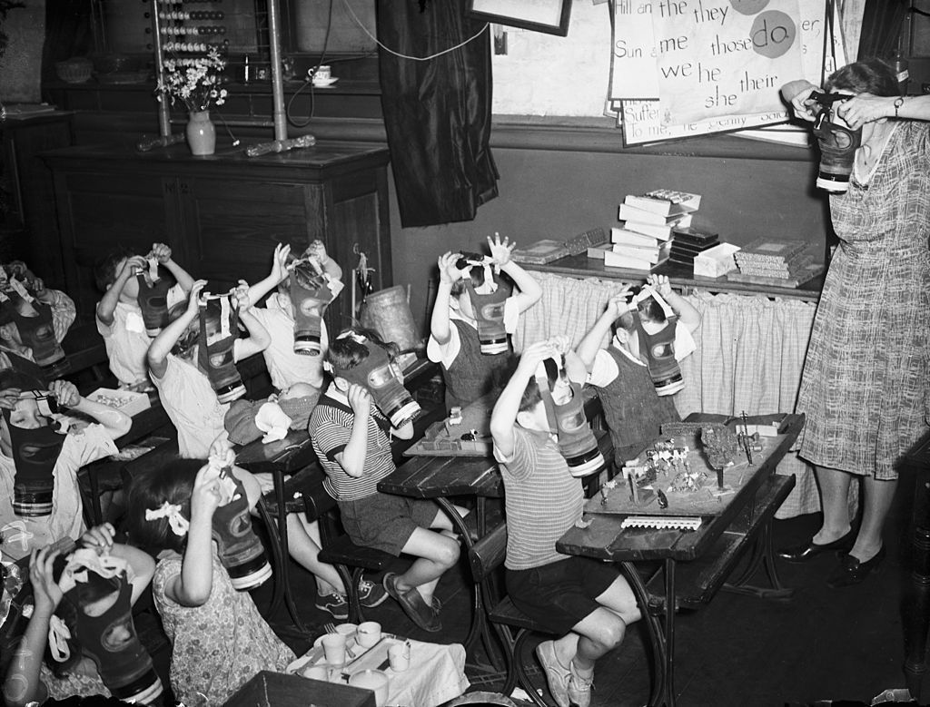 gas mask lesson