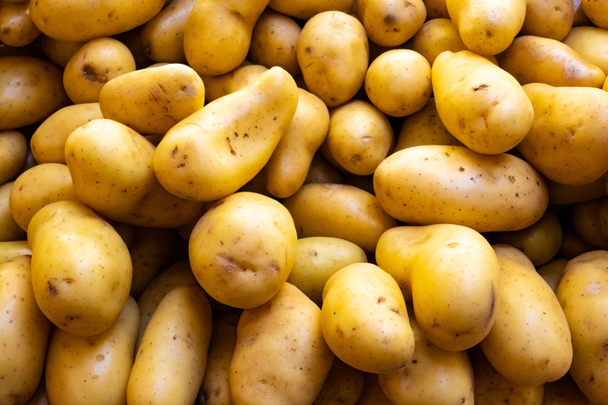pile of potatoes from the greengrocer market