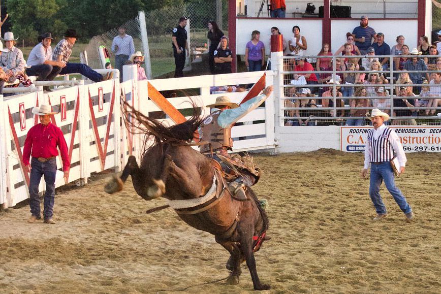 New Jersey: Cowtown Rodeo