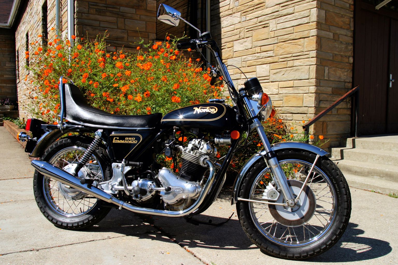 Norton Commando