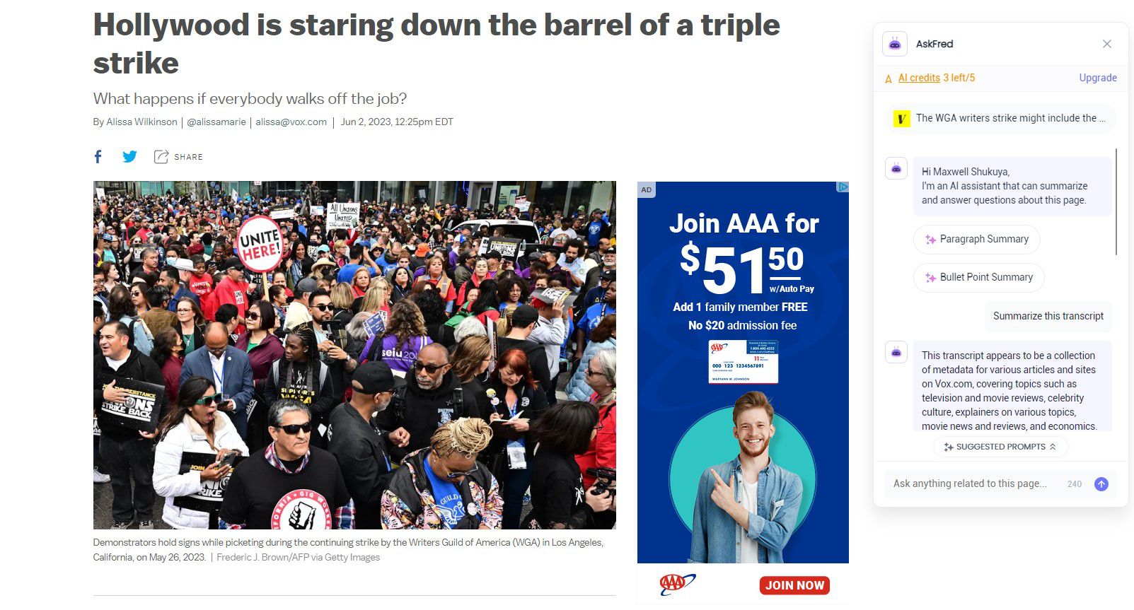 Screenshot of Fireflies Chrome extension summarizing an article