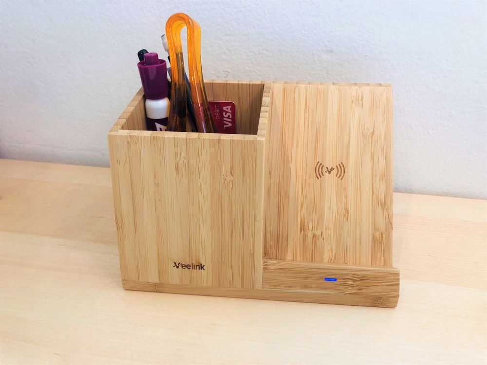 Veelink Bamboo Wireless Charger With Organizer