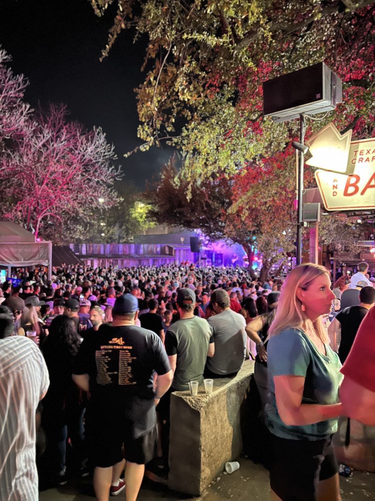 Stubb's Bar-B-Q