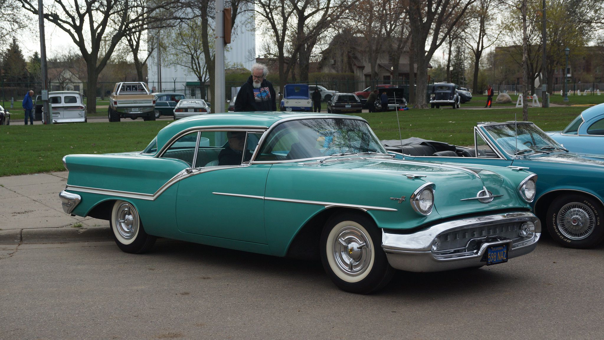 1957 Oldsmobile Super 88 Holiday