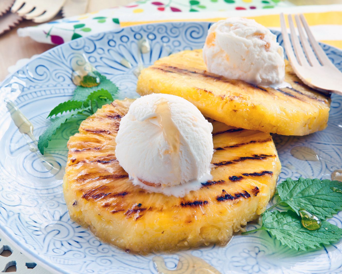 grilled pineapple sundae