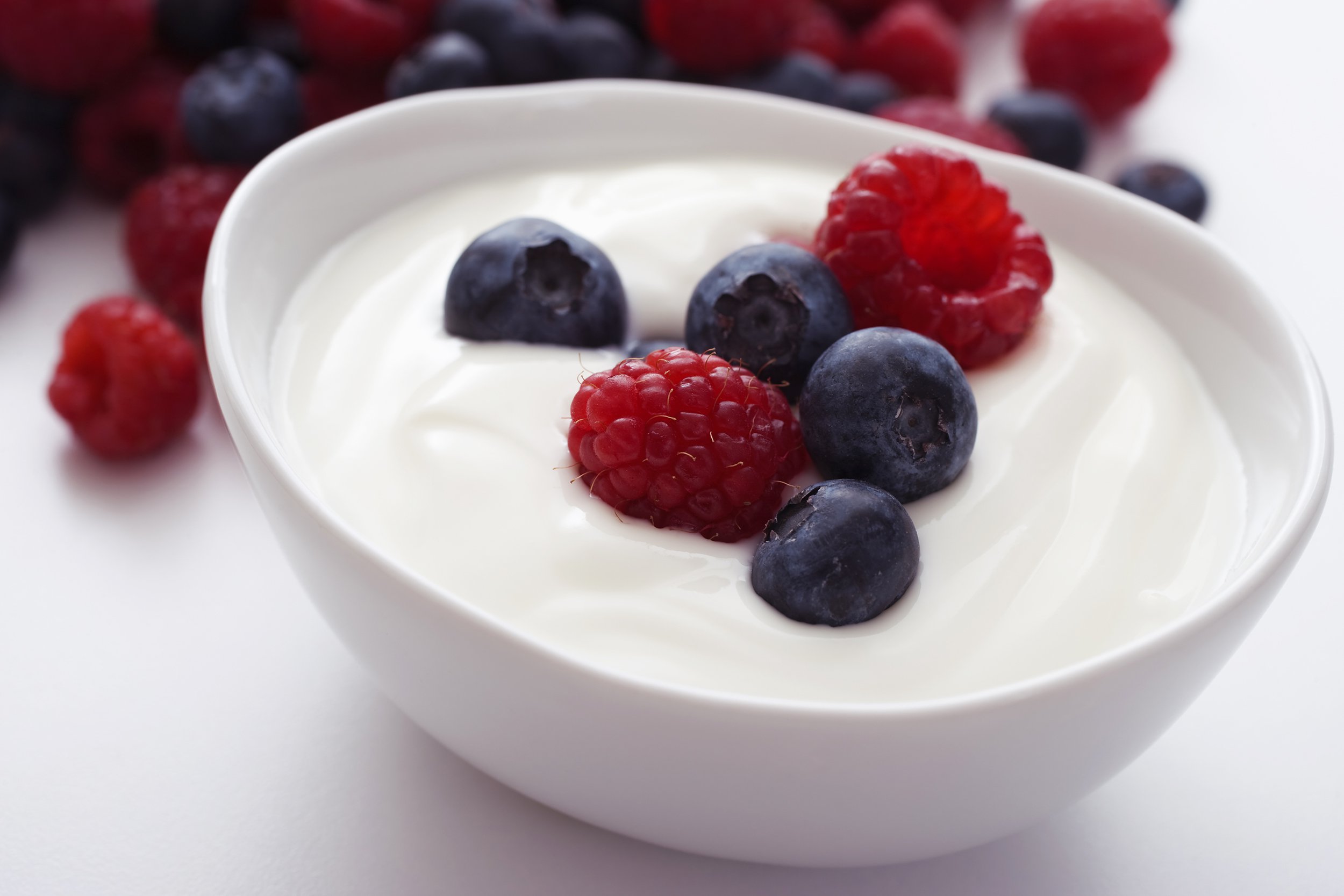 yogurt in bowl and fruit