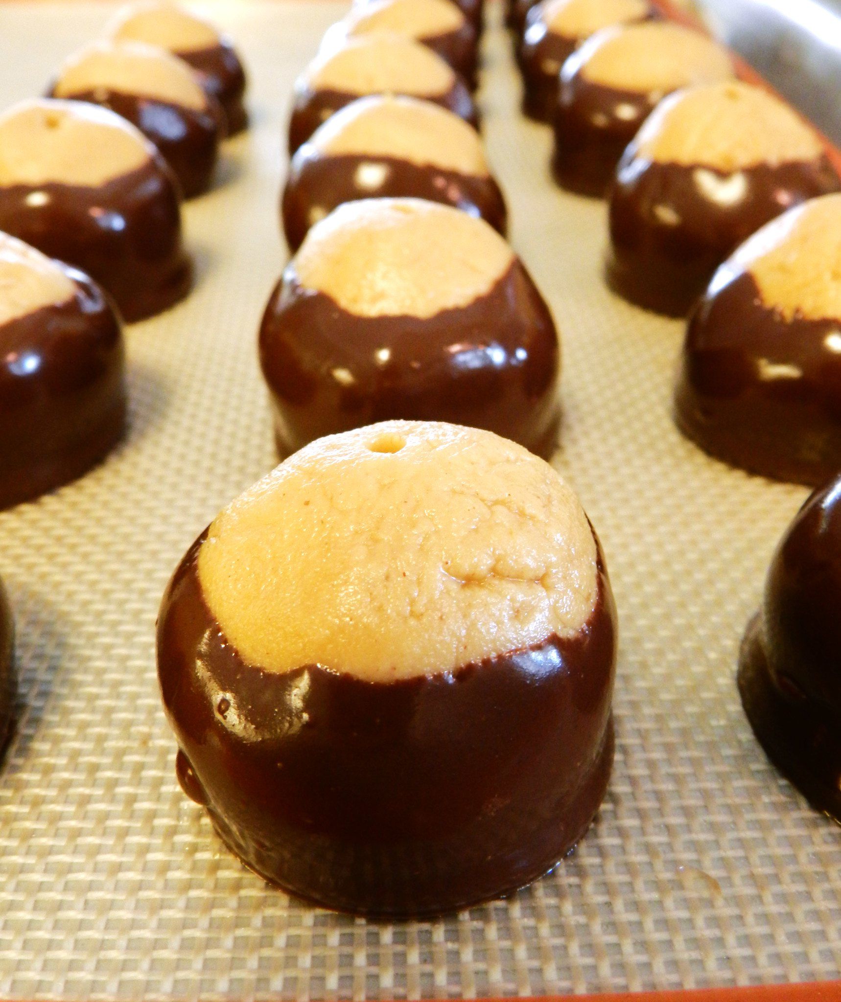 Buckeyes dessert