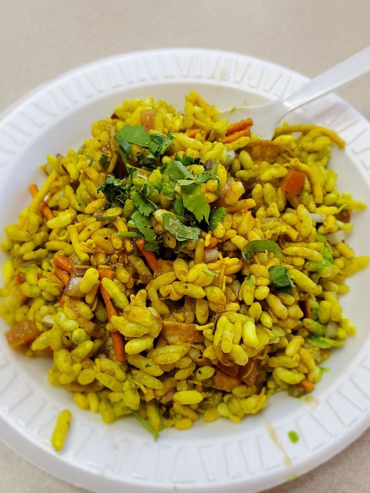 bhel puri indian street food