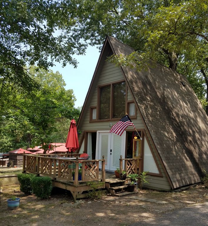 A Peace of Paris A-Frame