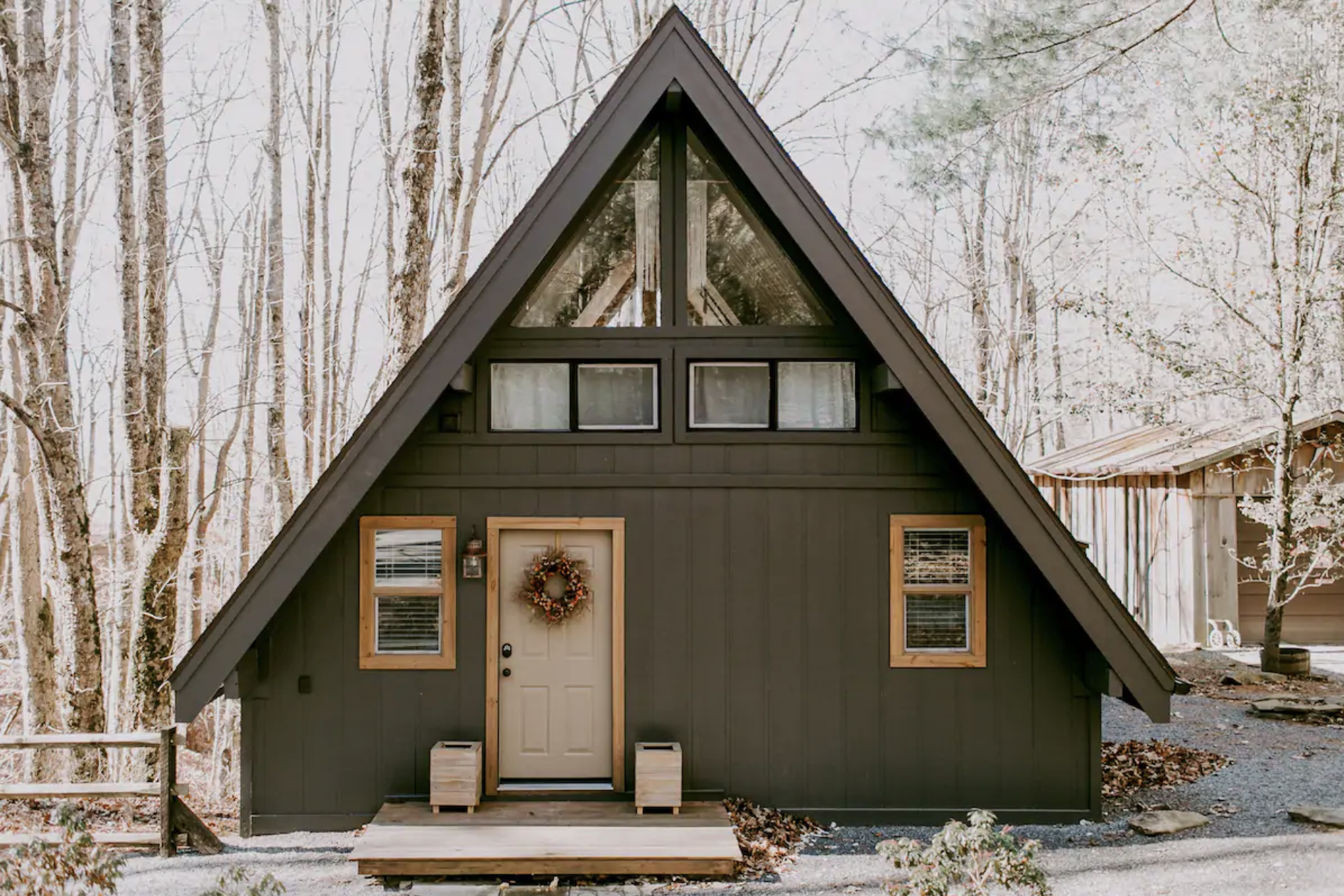 The Cozy Owl Cabin: More